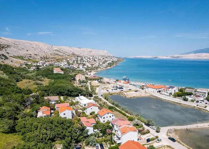 Pardon アパート パグ